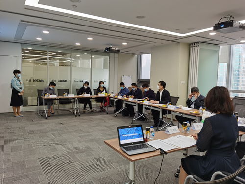 李逸平走訪調研兩家藥企，聚焦企業運營發展并開展技術咨詢